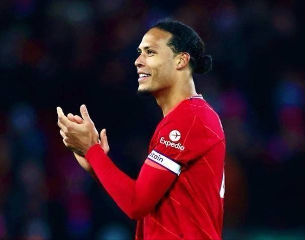 西亚卡姆30+14鲍尔空砍33分 步行者险胜黄蜂