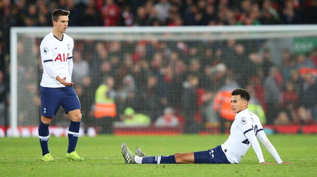 狼队超市开业！8000万甩卖两大主力提前预定降级名额